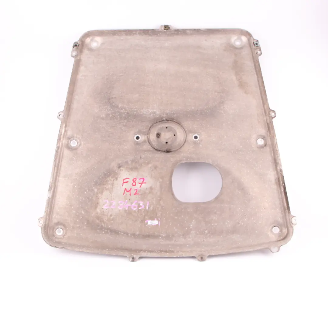 Plaque de protection de l'essieu avant de la pour BMW F82 M2 F80 M3 à propos du numéro de pièce 2284631 BMW F82 M2 F80 M3 Plaque de protection de l'essieu avant de la - SKU 2284631 - Numéro de pièce 2284631