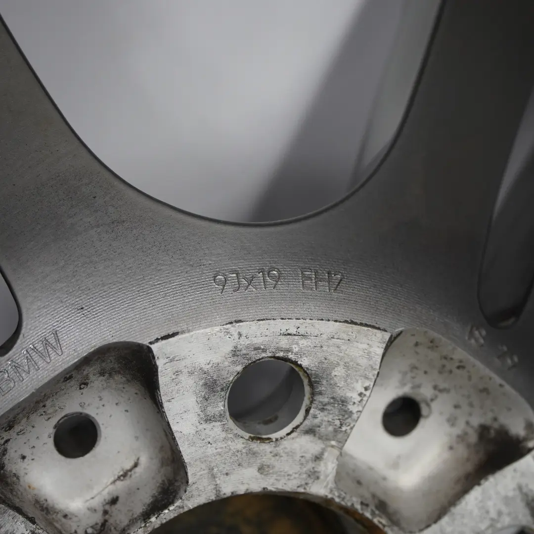 Ferric Grau Vorderrad Felge 19" 9J M Doppelspeiche 437 für BMW F80 M3 F82 M4 mit Teilenummer 2284755 BMW F80 M3 F82 M4 Ferric Grau Vorderrad Felge 19" 9J M Doppelspeiche 437 - SKU 2284755-2 - Teilenummer 2284755