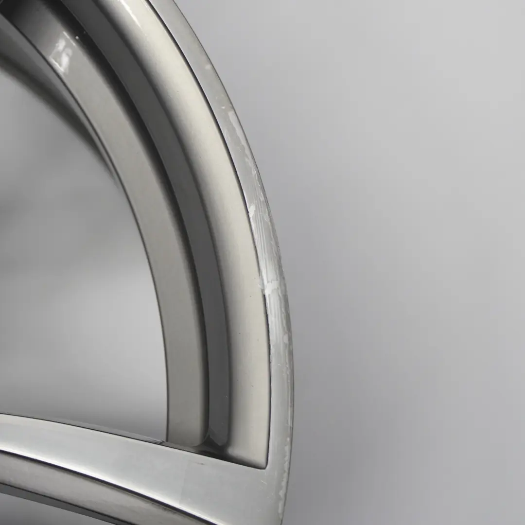 Ruota posteriore grigio ferrico Cerchio lega 437M 19" 10J per BMW F80 M3 F82 M4 con numero di parte 2284756 BMW F80 M3 F82 M4 Ruota posteriore grigio ferrico Cerchio lega 437M 19" 10J - SKU 2284756-3 - Numero di parte 2284756