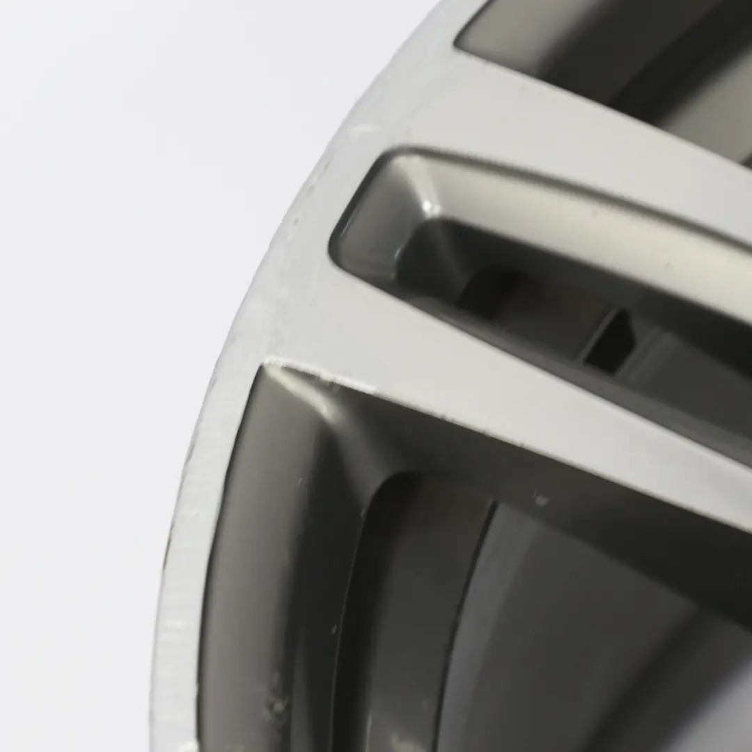 Ruota posteriore grigio ferrico Cerchio lega 437M 19" 10J per BMW F80 M3 F82 M4 con numero di parte 2284756 BMW F80 M3 F82 M4 Ruota posteriore grigio ferrico Cerchio lega 437M 19" 10J - SKU 2284756-5 - Numero di parte 2284756