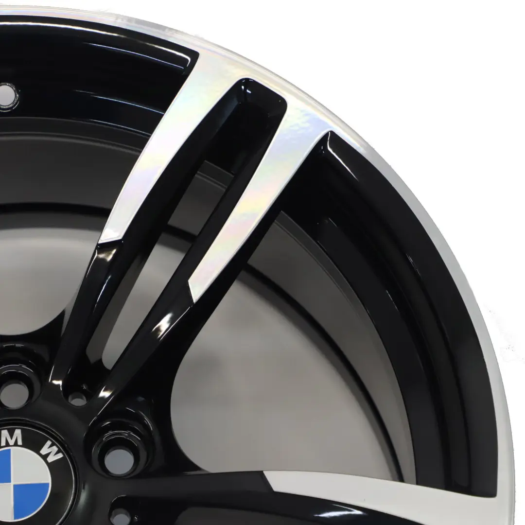 Cerchio posteriore in lega M Doppie razze 437M 19" 10J per BMW F80 M3 F82 M4 con numero di parte 2284756 BMW F80 M3 F82 M4 Cerchio posteriore in lega M Doppie razze 437M 19" 10J - SKU 2284756 - Numero di parte 2284756