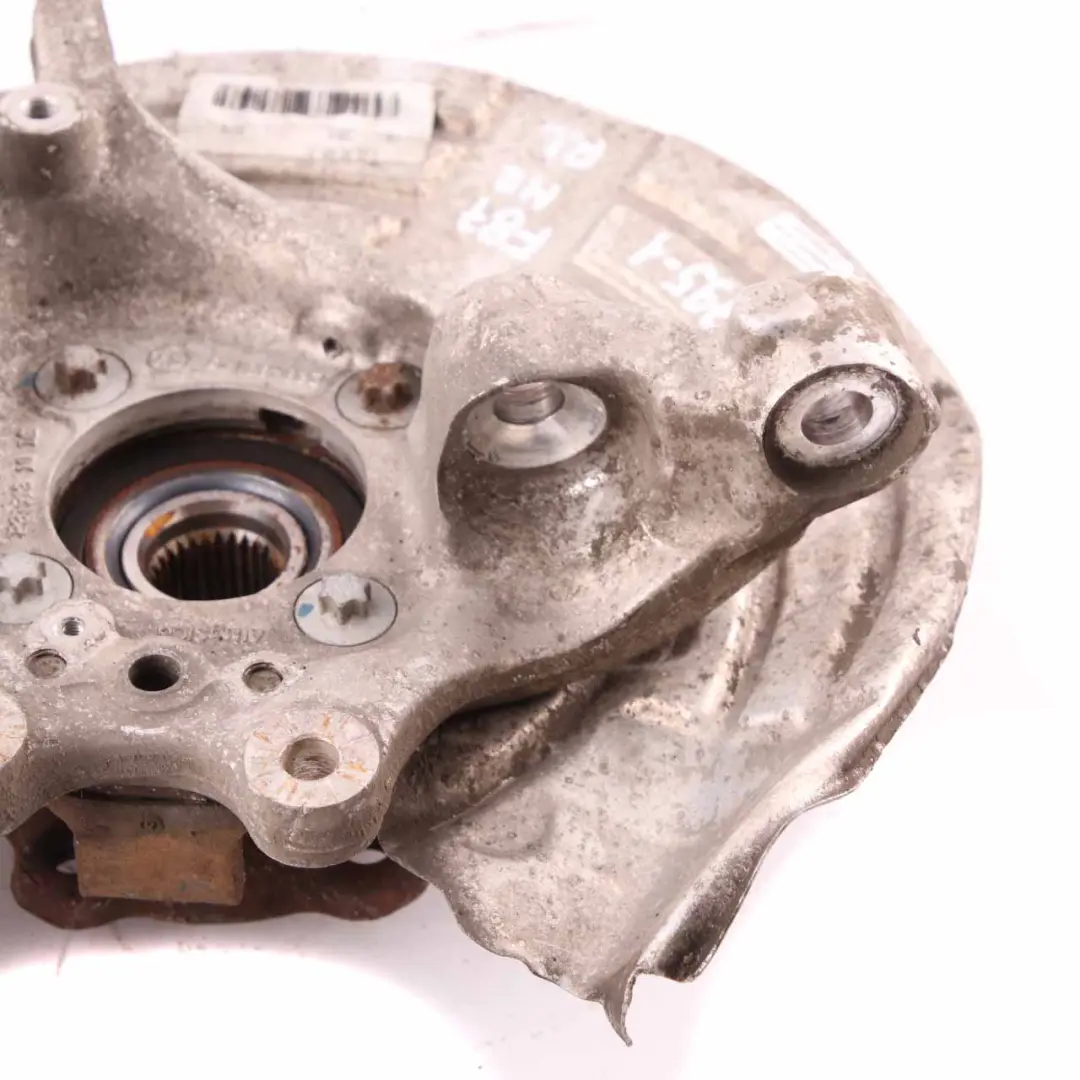 Zwrotnica Piasta Koła Tylna Lewa 2284881 do BMW F80 M3 F82 M4 F87 M2 o numerze 2284795 BMW F80 M3 F82 M4 F87 M2 Zwrotnica Piasta Koła Tylna Lewa 2284881 - SKU 2284795-1 - Numer Części 2284795