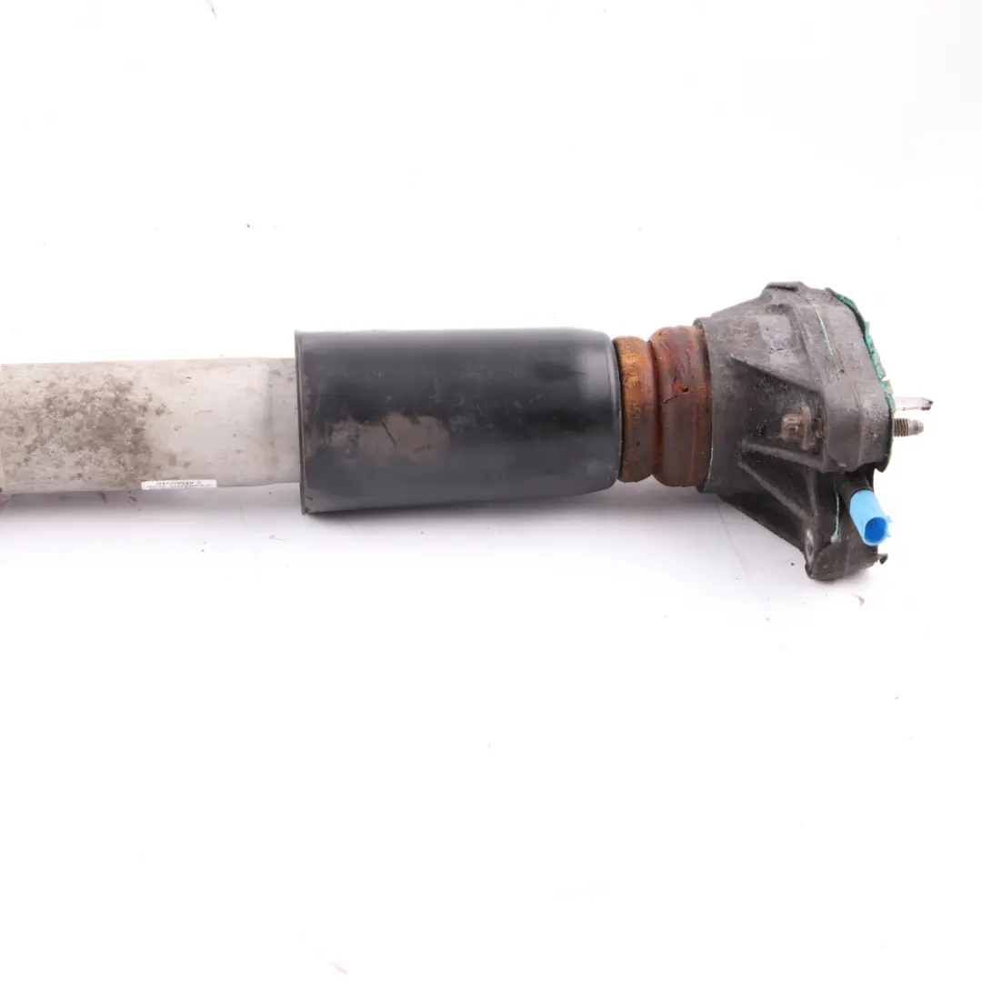 molla puntone sospensione ammortizzatore posteriore sinistro per BMW F83 M4 con numero di parte 2284913 BMW F83 M4 molla puntone sospensione ammortizzatore posteriore sinistro - SKU 2284913 - Numero di parte 2284913