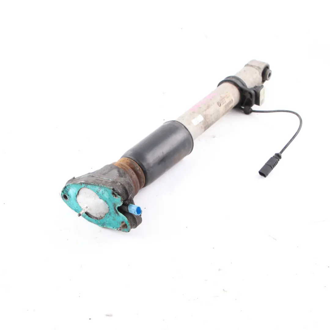 molla puntone sospensione ammortizzatore posteriore sinistro per BMW F83 M4 con numero di parte 2284913 BMW F83 M4 molla puntone sospensione ammortizzatore posteriore sinistro - SKU 2284913 - Numero di parte 2284913