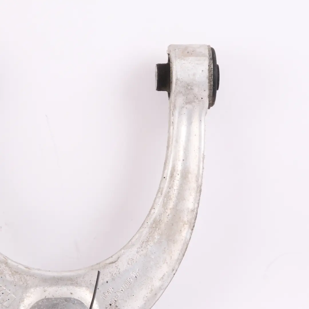 Wishbone Avant BMW F10 M5 Bras de Suspension Supérieur Gauche Axle Strut pour à propos du numéro de pièce 2284981 Wishbone Avant BMW F10 M5 Bras de Suspension Supérieur Gauche Axle Strut - SKU 2284981 - Numéro de pièce 2284981