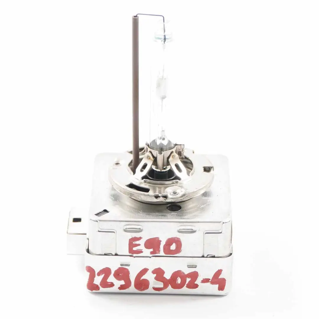 Philips XenStart Bulb Xenon Light D1S 35W to BMW E60 E90 F10 F20 F30 with Part number 2296302 BMW E60 E90 F10 F20 F30 Philips XenStart Bulb Xenon Light D1S 35W - SKU 2296302-4 - Part number 2296302
