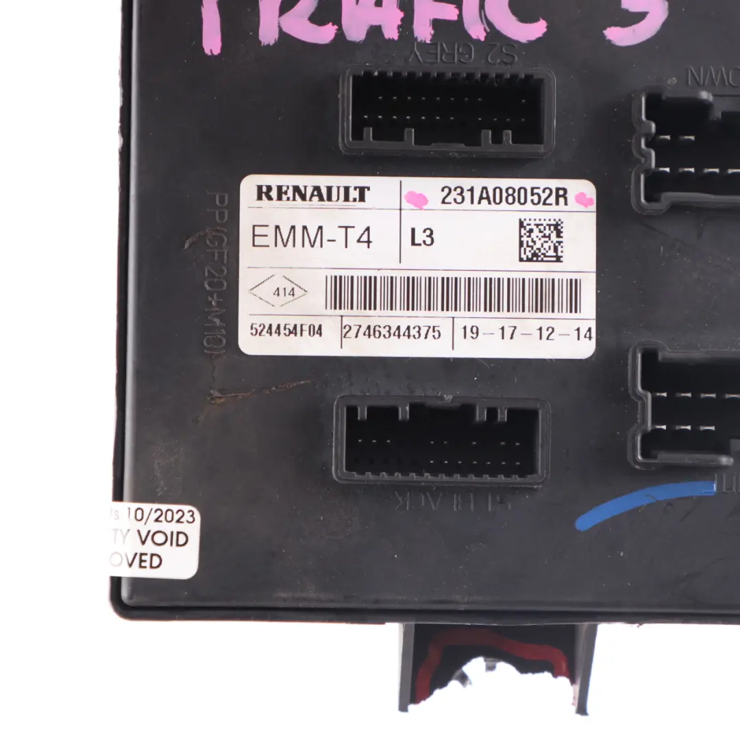 Sterownik EMM BSM do Renault Trafic 3 o numerze 231A08052R Renault Trafic 3 Sterownik EMM BSM - SKU 231A08052R - Numer Części 231A08052R
