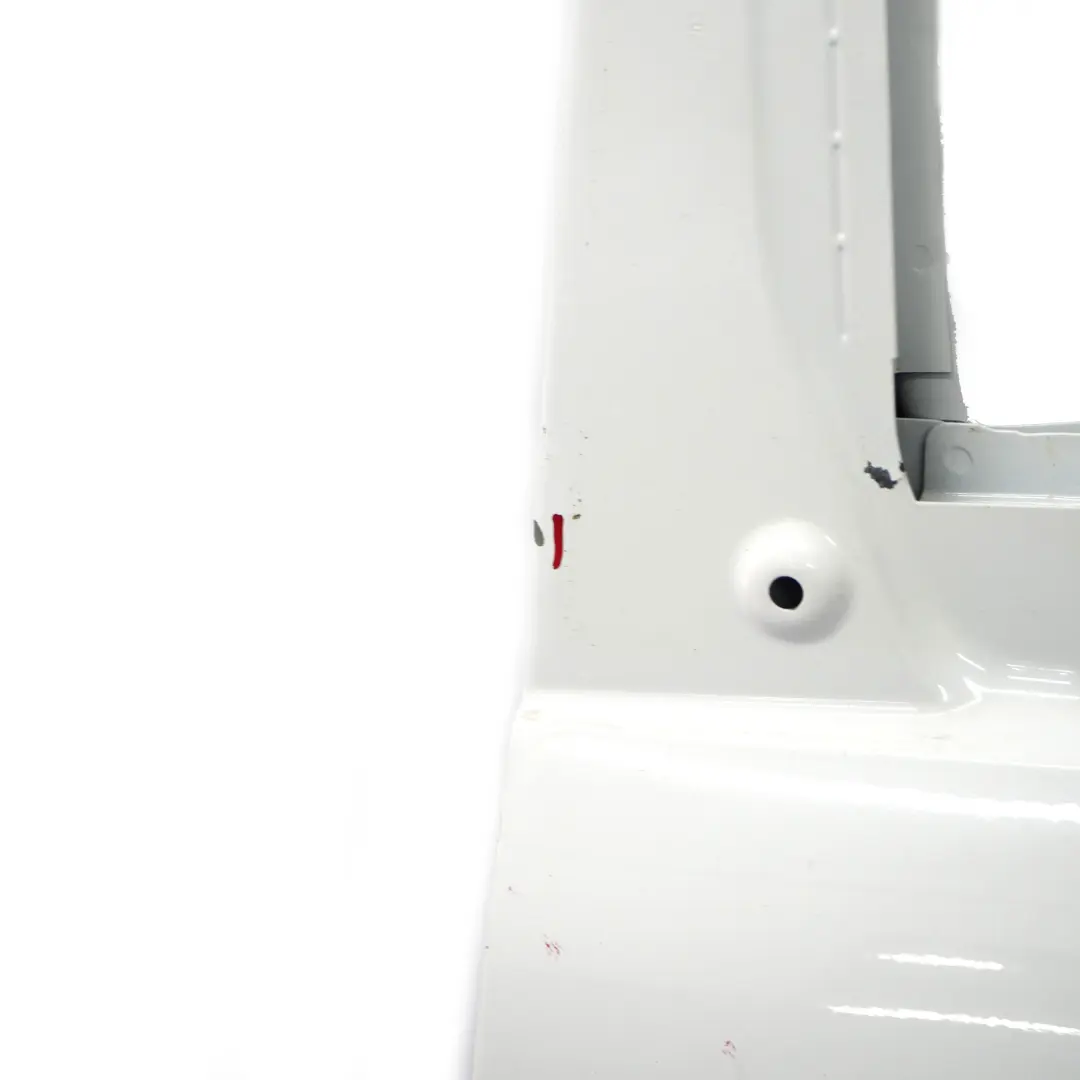 Puerta Delantera Izquierda Cubrepuerta Frozen White - Z2 para Ford Transit Connect con número de pieza 2321925 Ford Transit Connect Puerta Delantera Izquierda Cubrepuerta Frozen White - Z2 - SKU 2321925-FW - Número de pieza 2321925