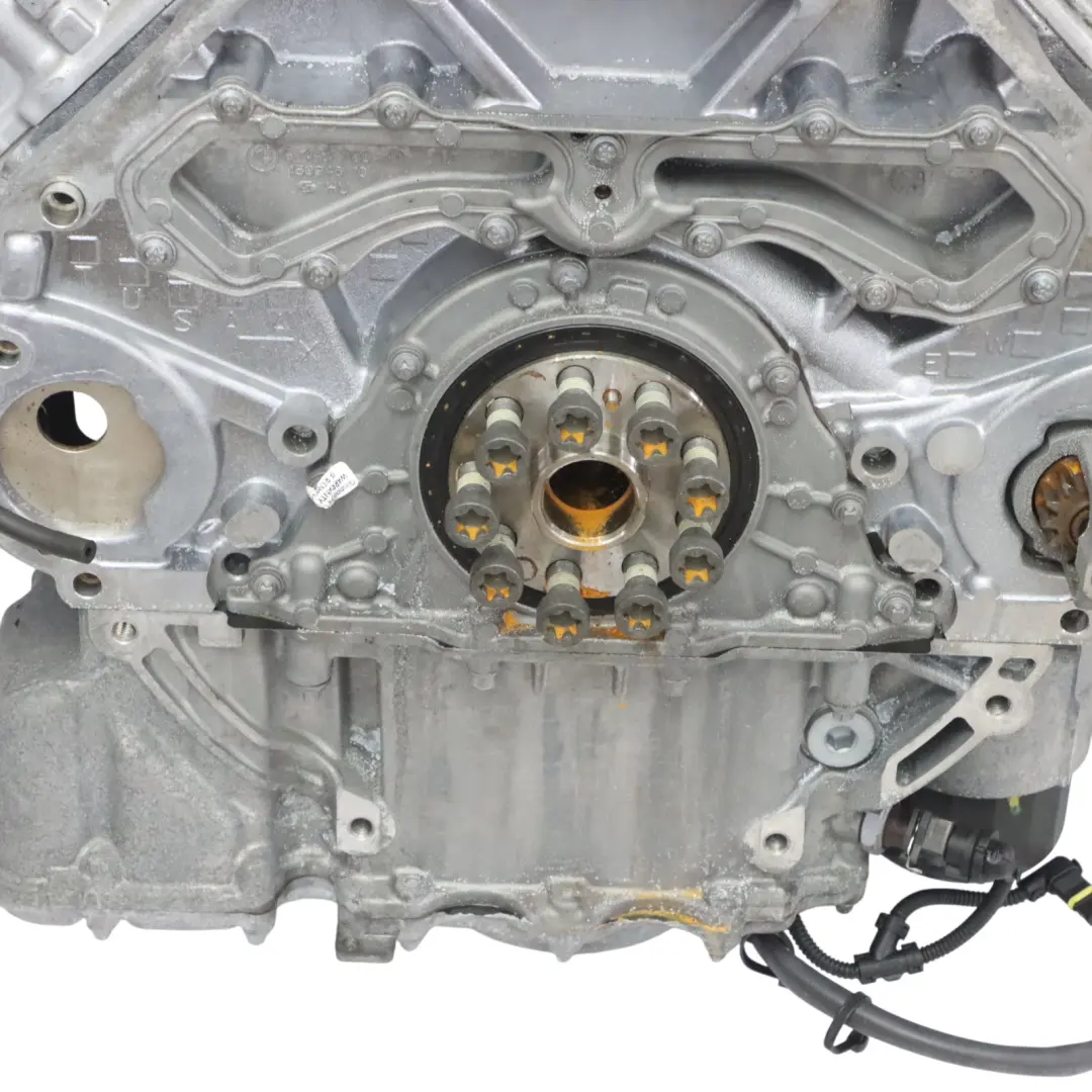 Silnik S63B44B S63 do BMW F10 M5 F06 F12 F13 M6 o numerze 2348670 BMW F10 M5 F06 F12 F13 M6 Silnik S63B44B S63 - SKU 2348670-2 - Numer Części 2348670