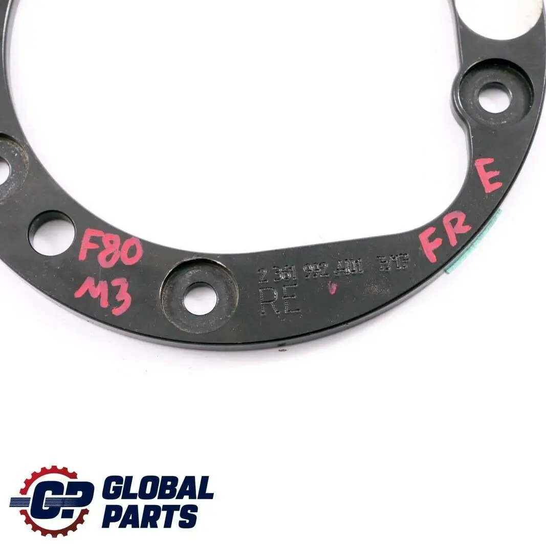 Soporte De Refuerzo Cojinete Eje Delantero Derecho para BMW F80 M3 F82 M4 con número de pieza 2361992 BMW F80 M3 F82 M4 Soporte De Refuerzo Cojinete Eje Delantero Derecho - SKU 2361992 - Número de pieza 2361992