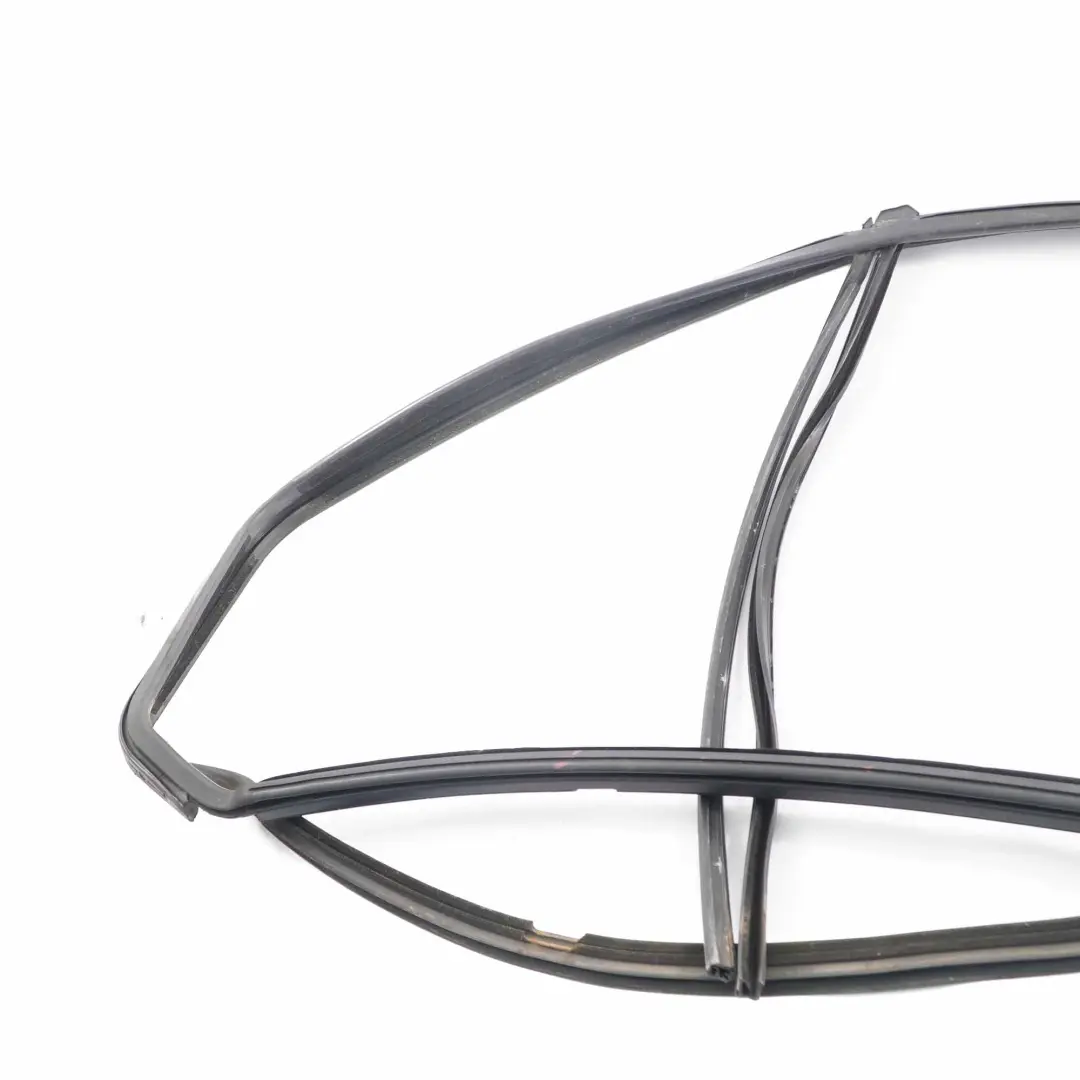 Ford Transit MK8 Vetro anteriore Guarnizione Telaio Porta destra - SKU 2378702 - Numero di parte 2378702