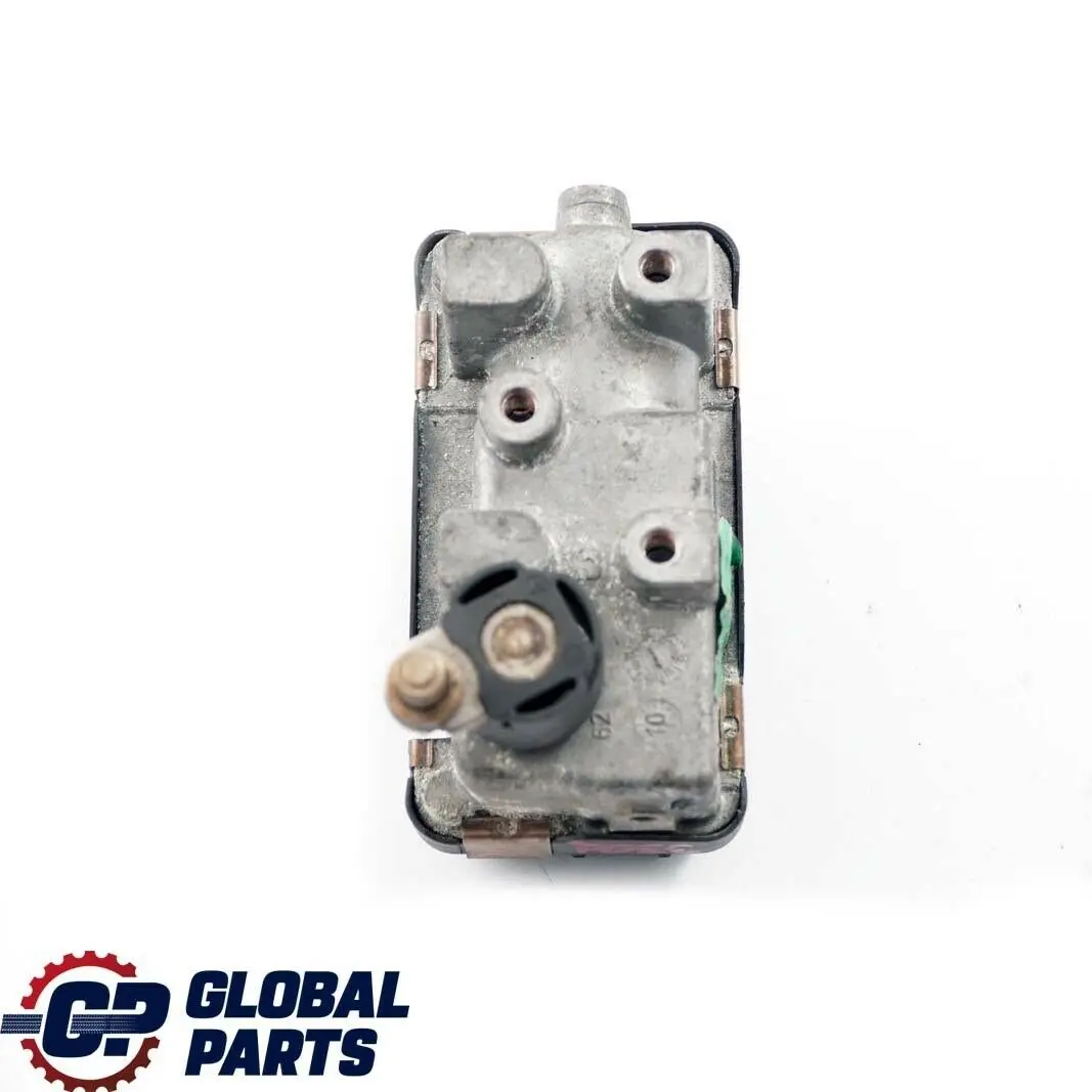 N57 Turbocompresseur Régulateur pour BMW E90 E91 LCI 325D 330D F10 525D 530D à propos du numéro de pièce 7799758 BMW E90 E91 LCI 325D 330D F10 525D 530D N57 Turbocompresseur Régulateur - SKU 2414331-1 - Numéro de pièce 7799758