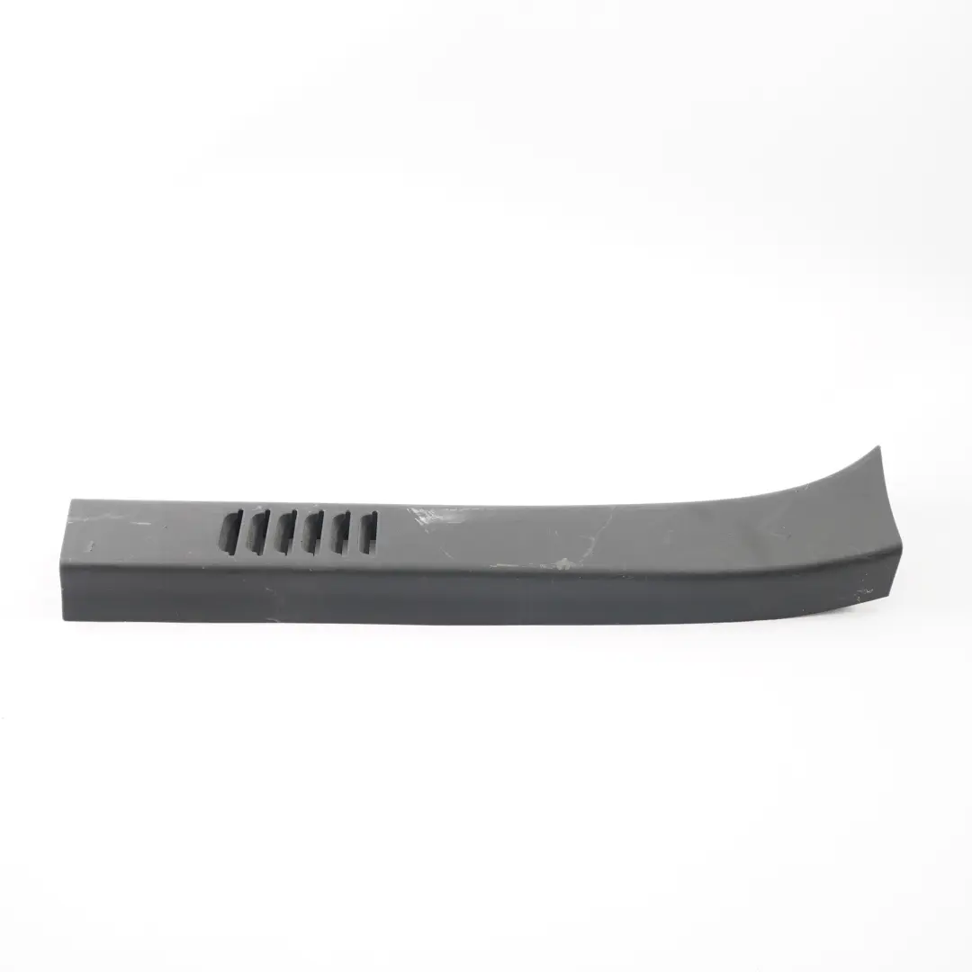 Garniture montant Panneau D Cache arrière droite Noir pour Renault Trafic à propos du numéro de pièce 242969846R Renault Trafic Garniture montant Panneau D Cache arrière droite Noir - SKU 242969846R - Numéro de pièce 242969846R