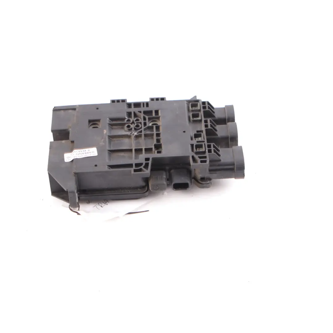 Vauxhall Vivaro B Renault Trafic 3 Fuse Box Battery Terminal Module - SKU 243501820R - Part number 243501820R