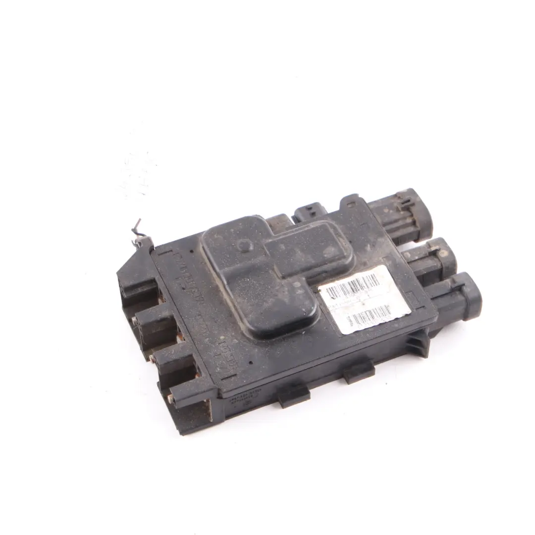 Vauxhall Vivaro B Renault Trafic 3 Fuse Box Battery Terminal Module - SKU 243501820R - Part number 243501820R