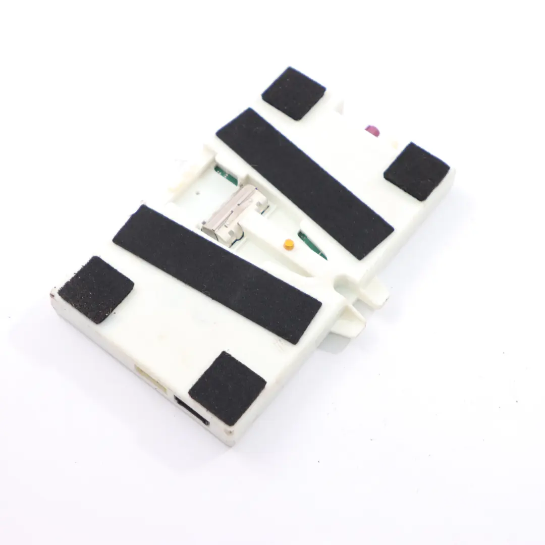 Modulo telematico Bluetooth controllo ECU per BMW G11 G30 G31 X4 F26 con numero di parte 2447787 BMW G11 G30 G31 X4 F26 Modulo telematico Bluetooth controllo ECU - SKU 2447787 - Numero di parte 2447787