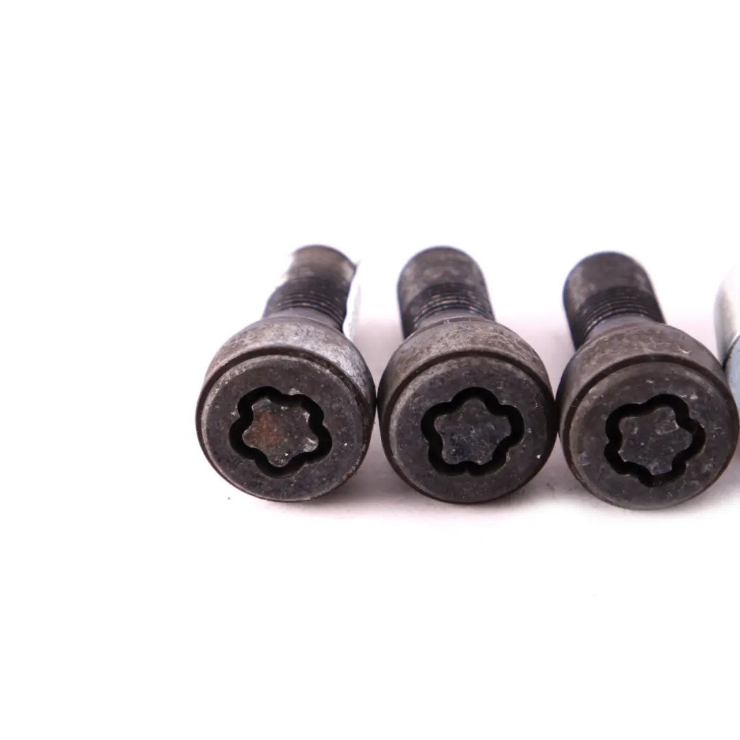 BMW F20 F21 F30 F31 F33 Śruby Zabezpieczające Koło Komplet - SKU 2453961 - Numer Części 2453960