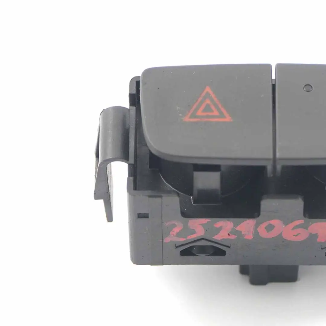 Bouton d'interrupteur feux détresse pour Renault Trafic 3 Opel Vivaro B à propos du numéro de pièce 252106548R Renault Trafic 3 Opel Vivaro B Bouton d'interrupteur feux détresse - SKU 252106548R - Numéro de pièce 252106548R