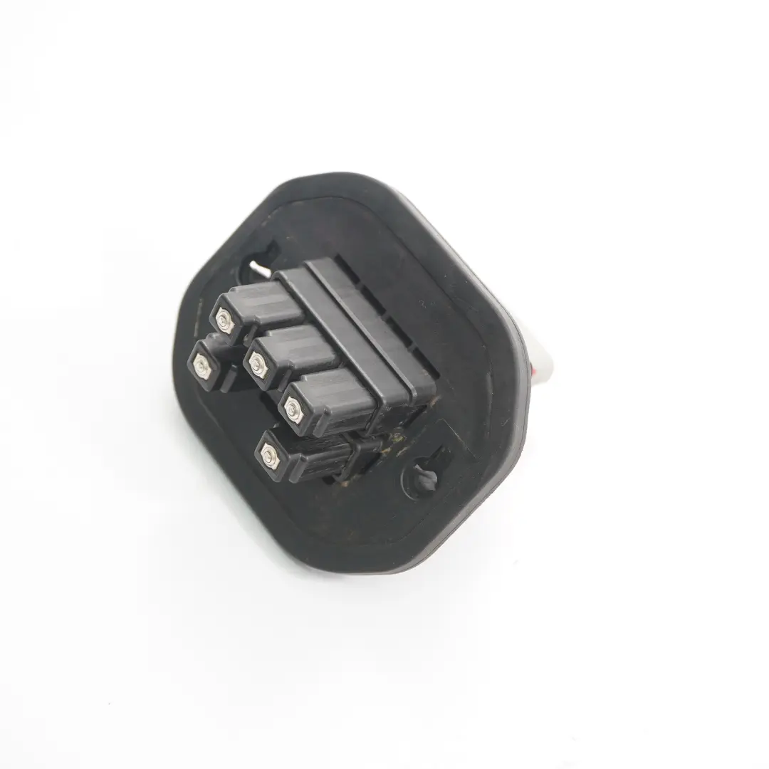 Sliding Door Switch Contact Plate Covering to Renault Trafic III with Part number 252163605R Renault Trafic III Sliding Door Switch Contact Plate Covering - SKU 252163605R - Part number 252163605R