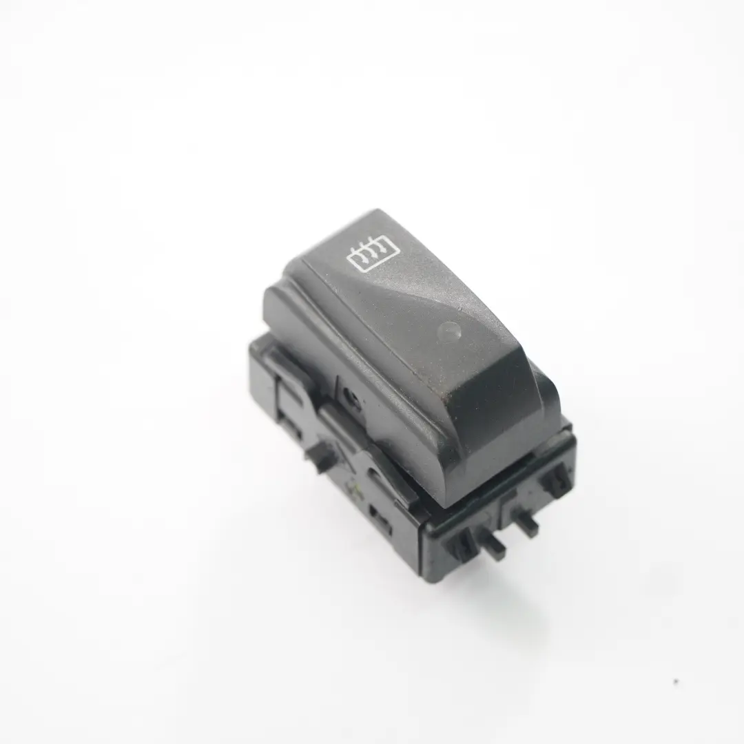 Botón Interruptor Luneta Trasera Calefactada Desempañador para Opel Vivaro B con número de pieza 253508347R Opel Vivaro B Botón Interruptor Luneta Trasera Calefactada Desempañador - SKU 253508347R - Número de pieza 253508347R