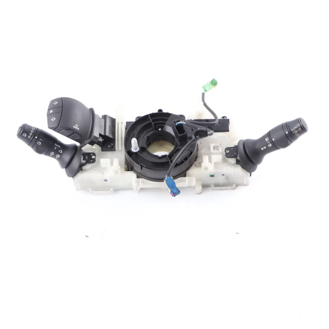 Lenksäulenschalter Cluster Schleifring 8201168027 für Renault Trafic III Vivaro B mit Teilenummer 25552001R Renault Trafic III Vivaro B Lenksäulenschalter Cluster Schleifring 8201168027 - SKU 25552001R - Teilenummer 25552001R