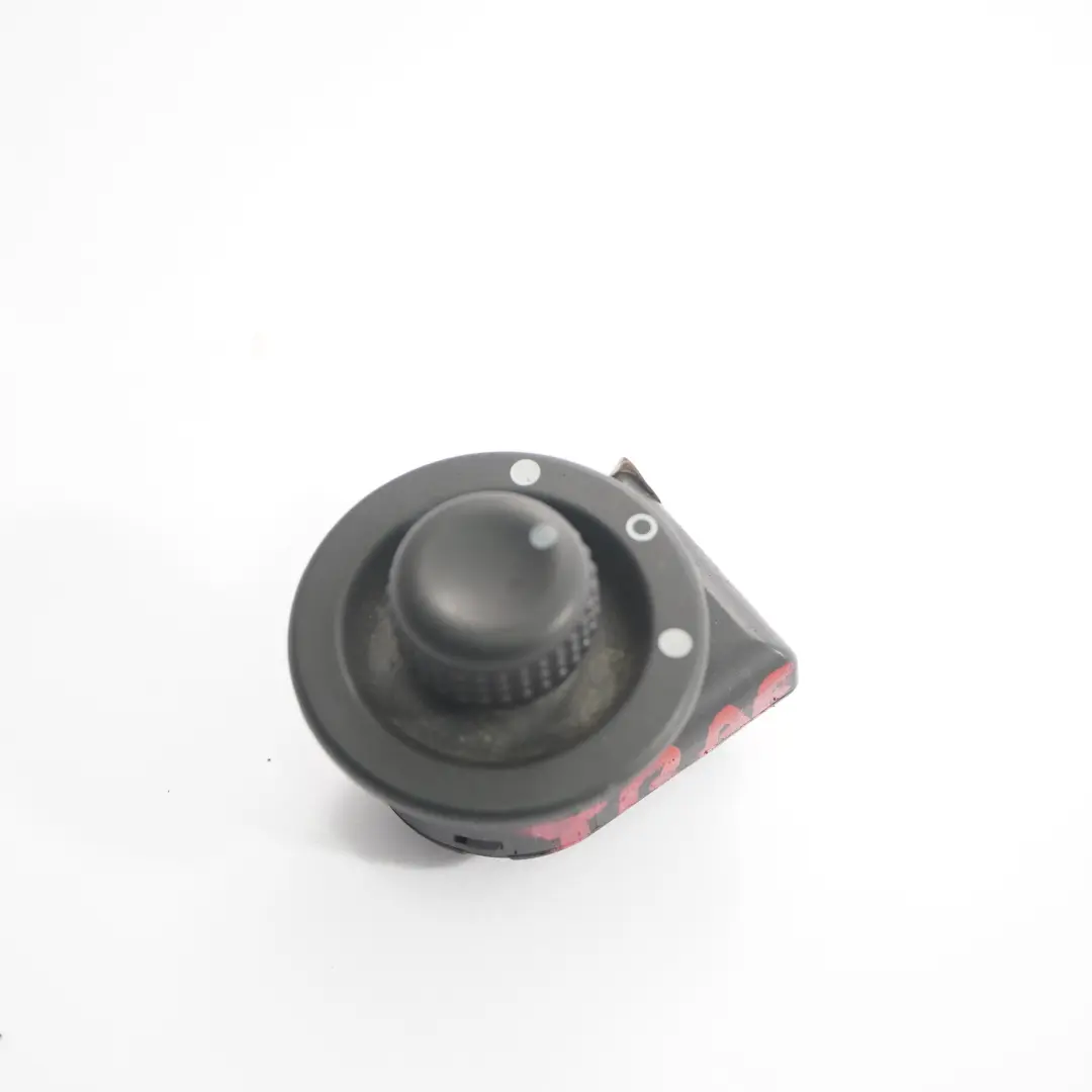 Mirror Adjustment Switch Control Unit to Renault Trafic III Electric with Part number 255704649R Renault Trafic III Electric Mirror Adjustment Switch Control Unit - SKU 255704649R - Part number 255704649R