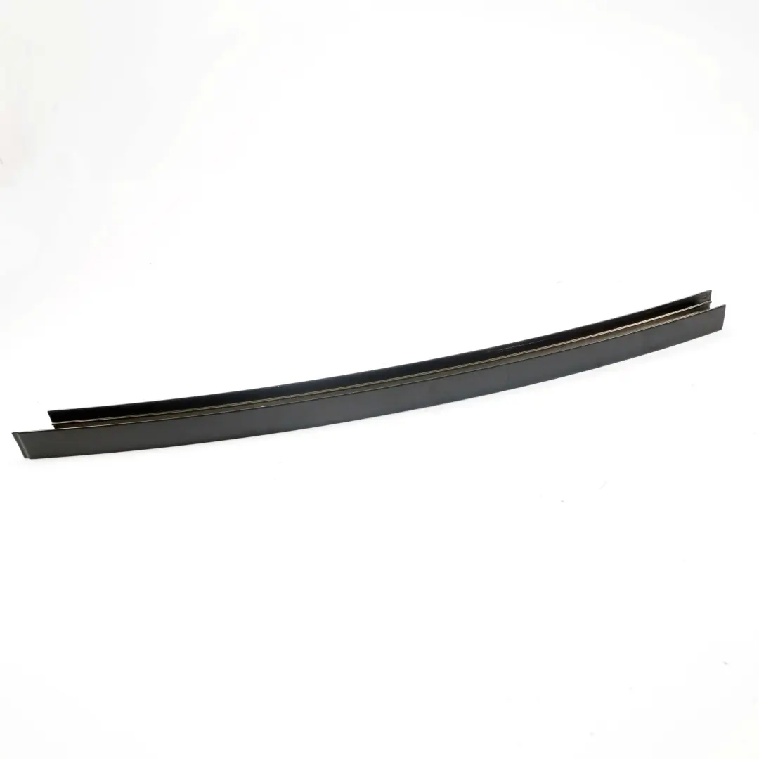 BMW F10 Window Guide Web Cover Trim noir arriere droit - SKU 2577238 - Numéro de pièce 2577238