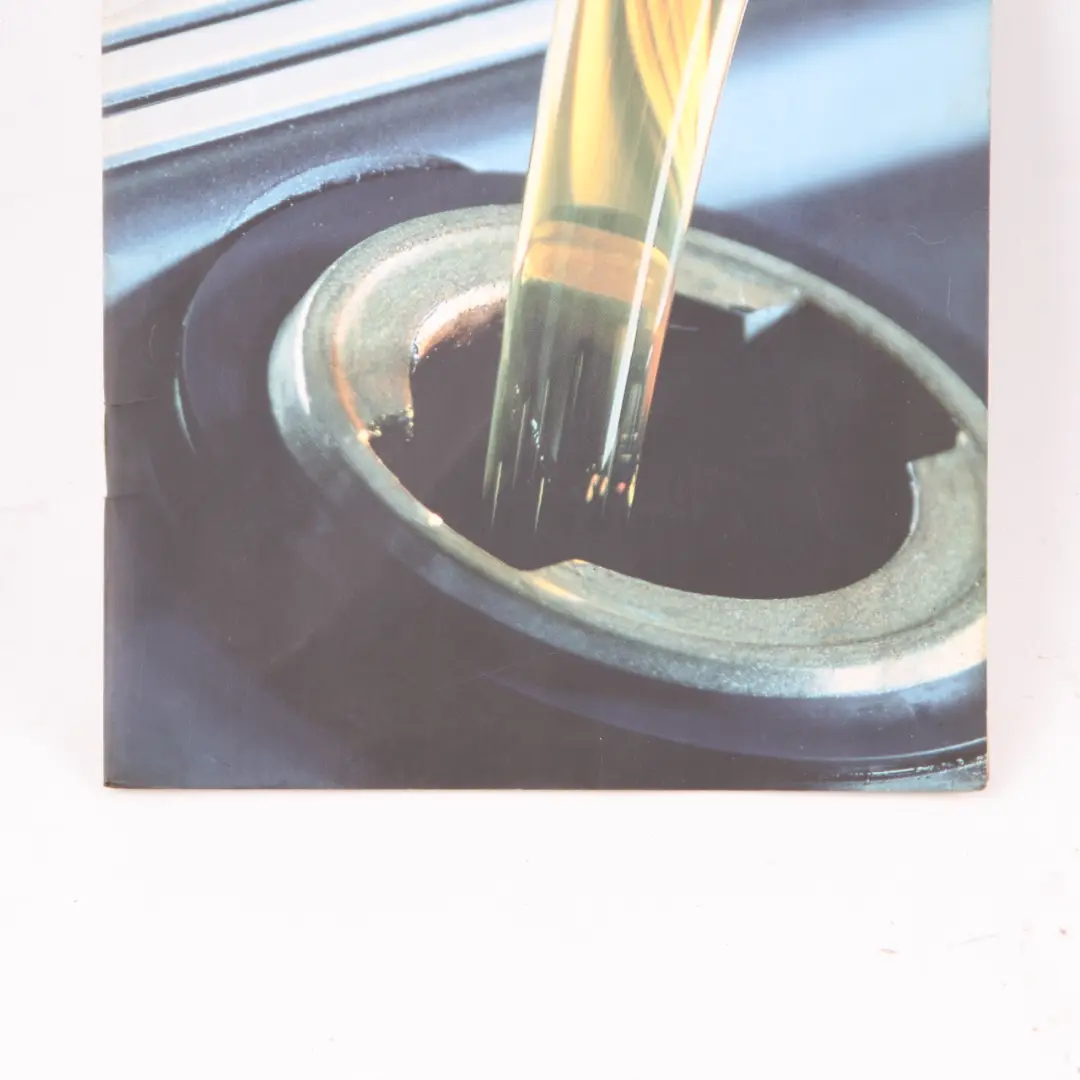 Service Booklet Service Handbook Book 03/2005-09/2006 to BMW E60 E63 with Part number 2600143 BMW E60 E63 Service Booklet Service Handbook Book 03/2005-09/2006 - SKU 2600143 - Part number 2600143