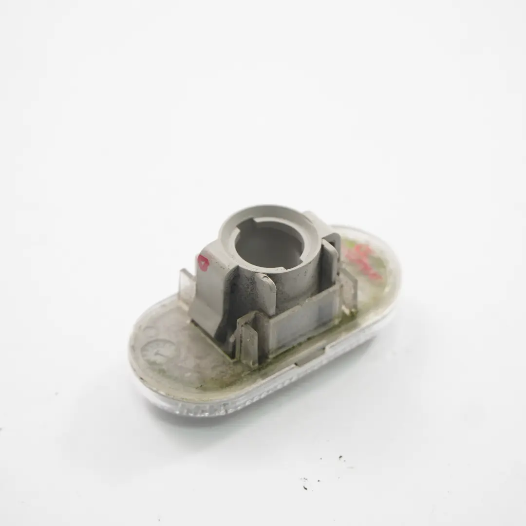 Piloto intermitente Opel Vivaro B lado derecho guardabarros para con número de pieza 261658184R Piloto intermitente Opel Vivaro B lado derecho guardabarros - SKU 261605956R - Número de pieza 261658184R