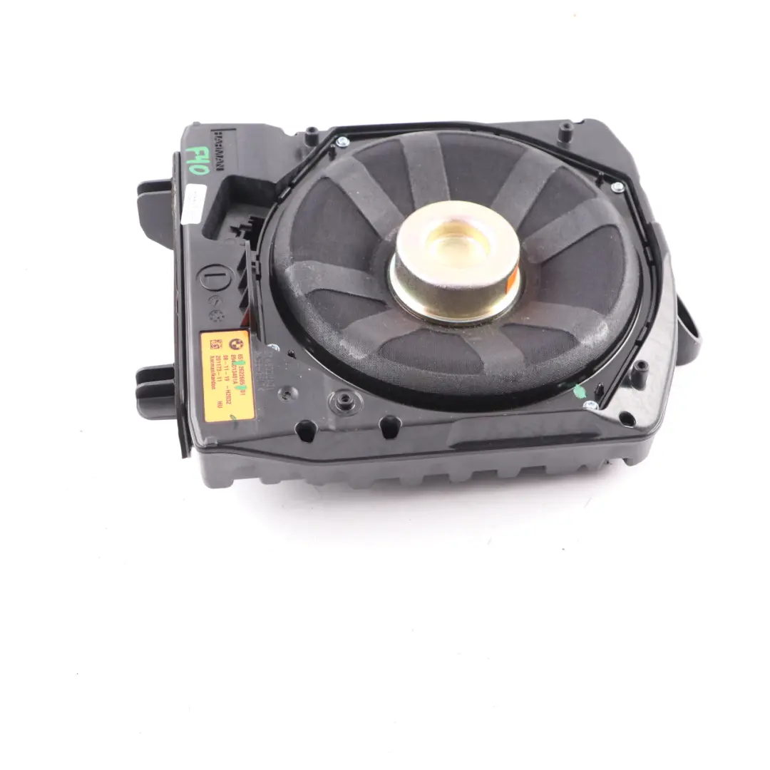 Subwoofer BMW F40 Central Basse Harman Kardon Haut HiFI Haut-parleur pour à propos du numéro de pièce 2622665 Subwoofer BMW F40 Central Basse Harman Kardon Haut HiFI Haut-parleur - SKU 2622665 - Numéro de pièce 2622665