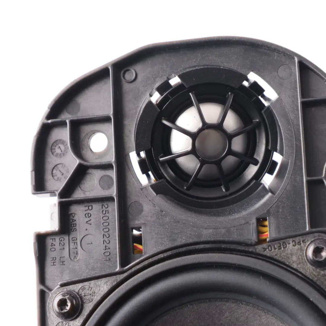 Głośnik Podsufitki Prawy Tył Hifi Harman Kardon do BMW F40 o numerze 2622778 BMW F40 Głośnik Podsufitki Prawy Tył Hifi Harman Kardon - SKU 2622778 - Numer Części 2622778