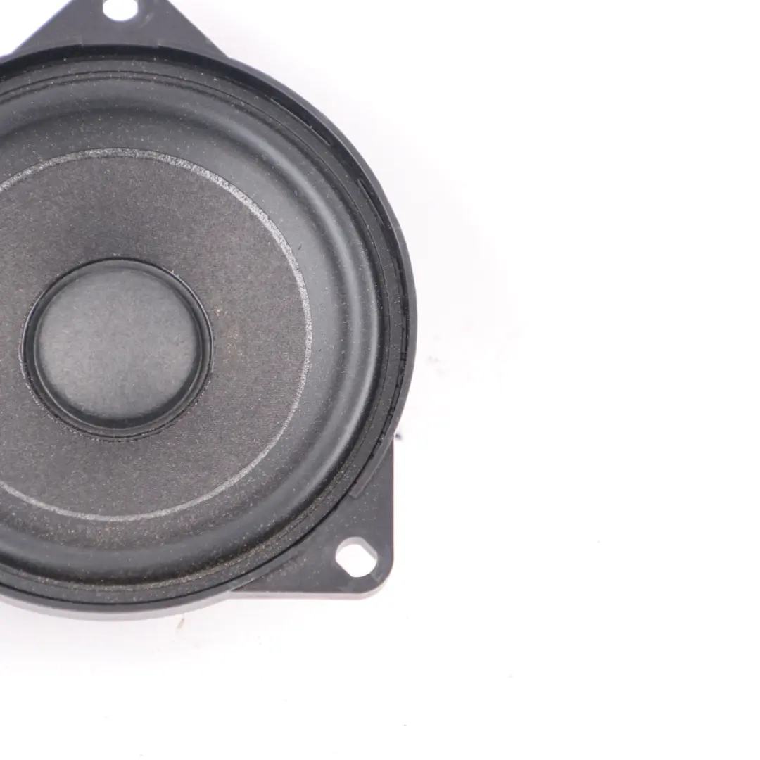 Głośnik Średniotonowy Deski Konsoli Hifi Harman Kardon do BMW F40 F44 o numerze 2622801 BMW F40 F44 Głośnik Średniotonowy Deski Konsoli Hifi Harman Kardon - SKU 2622801 - Numer Części 2622801