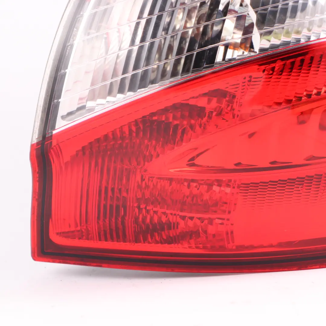 Quashqai J10 MK1 Rear Lamp Right O/S Tail Light Side Panel to Nissan with Part number 26550BR50A Nissan Quashqai J10 MK1 Rear Lamp Right O/S Tail Light Side Panel - SKU 26550BR50A - Part number 26550BR50A