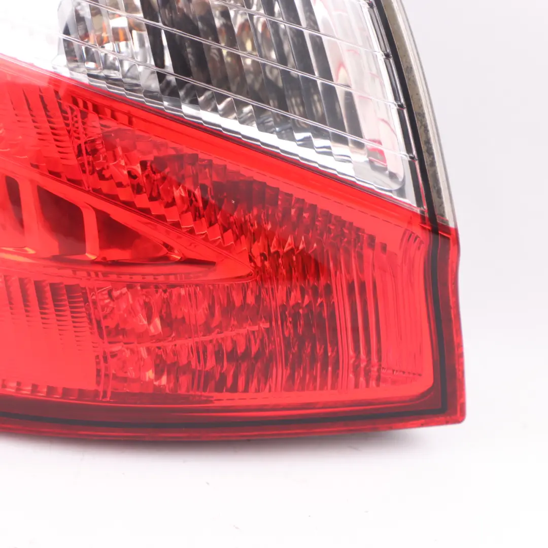 Quashqai J10 MK1 Rear Lamp Left N/S Tail Light Side Panel to Nissan with Part number 26555BR50A Nissan Quashqai J10 MK1 Rear Lamp Left N/S Tail Light Side Panel - SKU 26555BR50A - Part number 26555BR50A