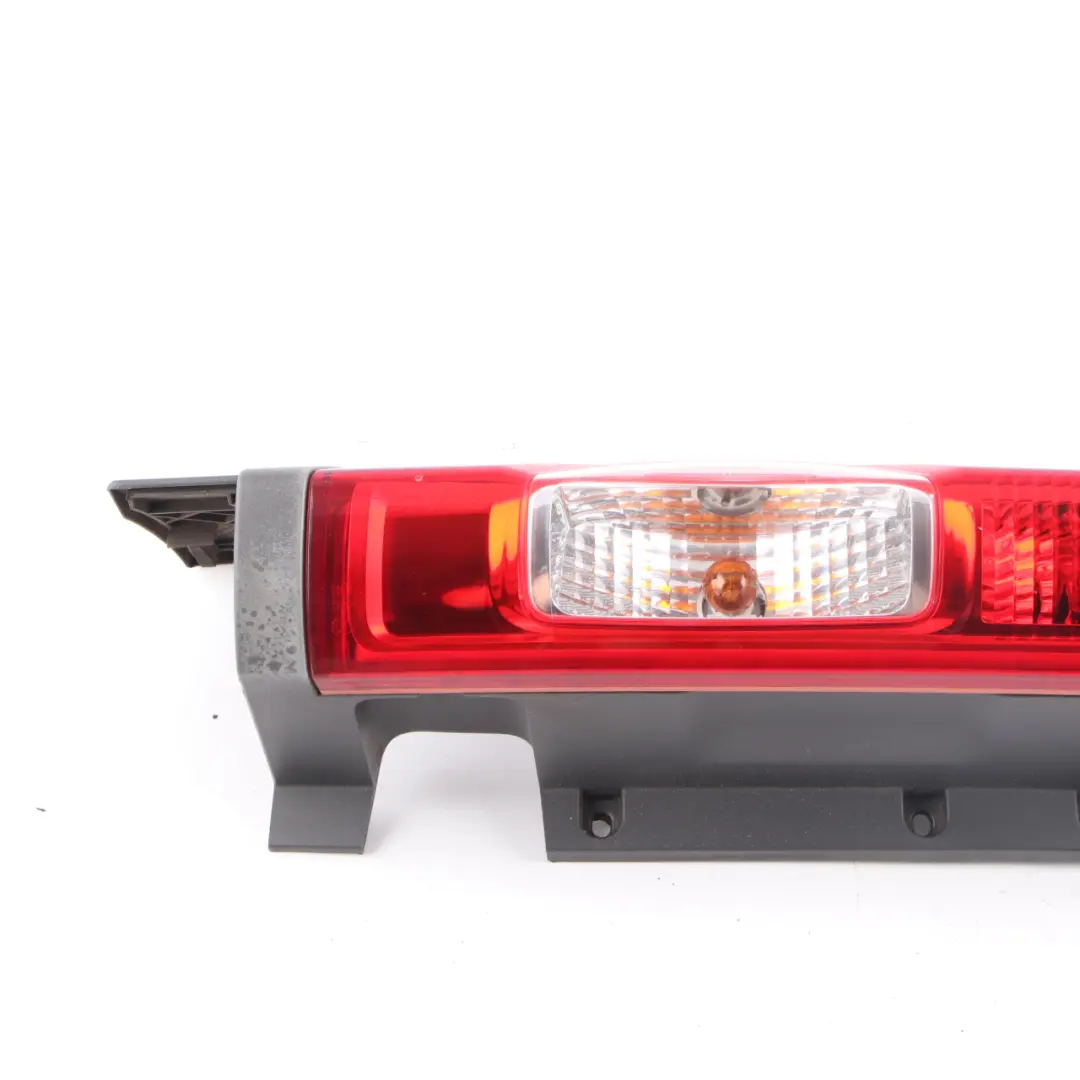 Lamp Renault Trafic 2 Vauxhall Vivaro Left N/S Light Taillight to Rear with Part number 265A60118R Rear Lamp Renault Trafic 2 Vauxhall Vivaro Left N/S Light Taillight - SKU 265A60118R-1 - Part number 265A60118R