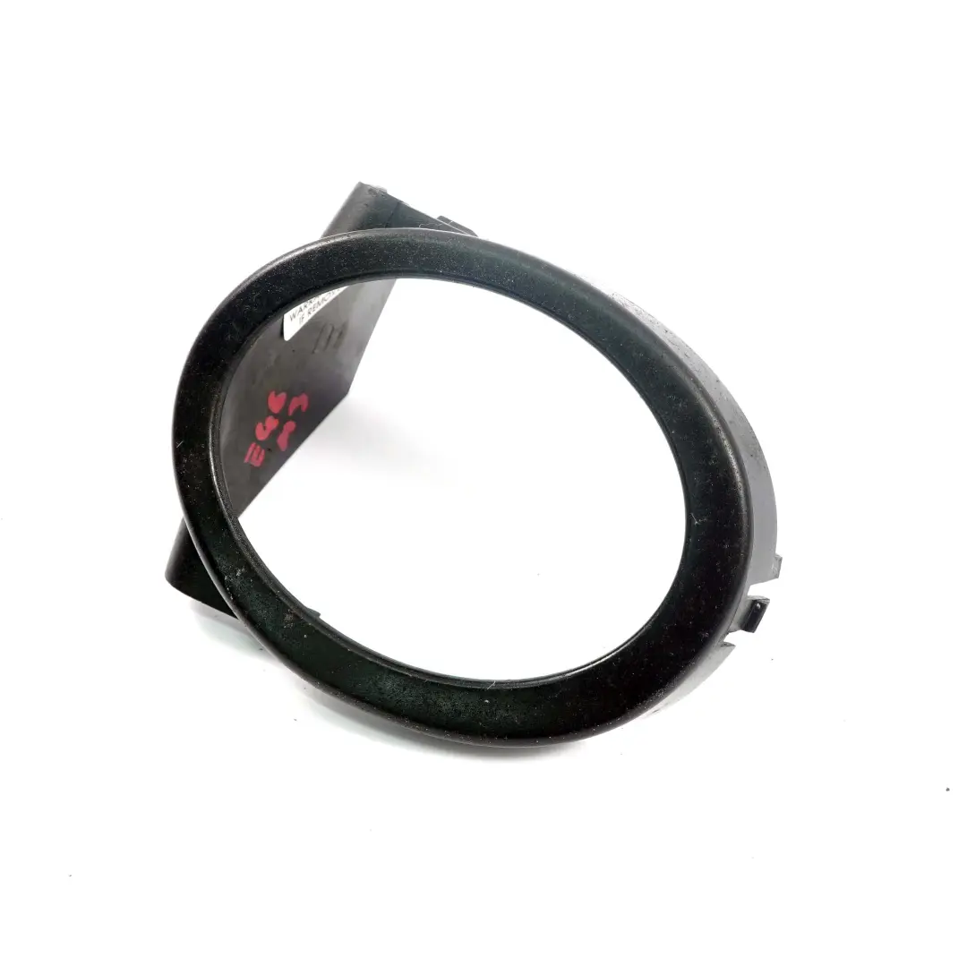 Osłona Ramka Lampy Halogenu Przednia Prawa do BMW E46 M3 o numerze 2695256 BMW E46 M3 Osłona Ramka Lampy Halogenu Przednia Prawa - SKU 2695256 - Numer Części 2695256