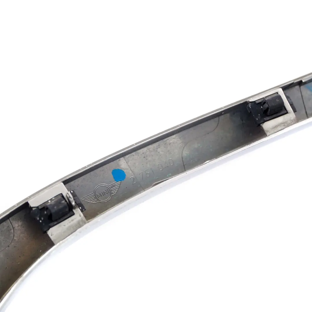 Paraurti Anteriore Inferiore Striscia Cromata per Mini Cooper One R55 R56 con numero di parte 2751040 Mini Cooper One R55 R56 Paraurti Anteriore Inferiore Striscia Cromata - SKU 2751040 - Numero di parte 2751040