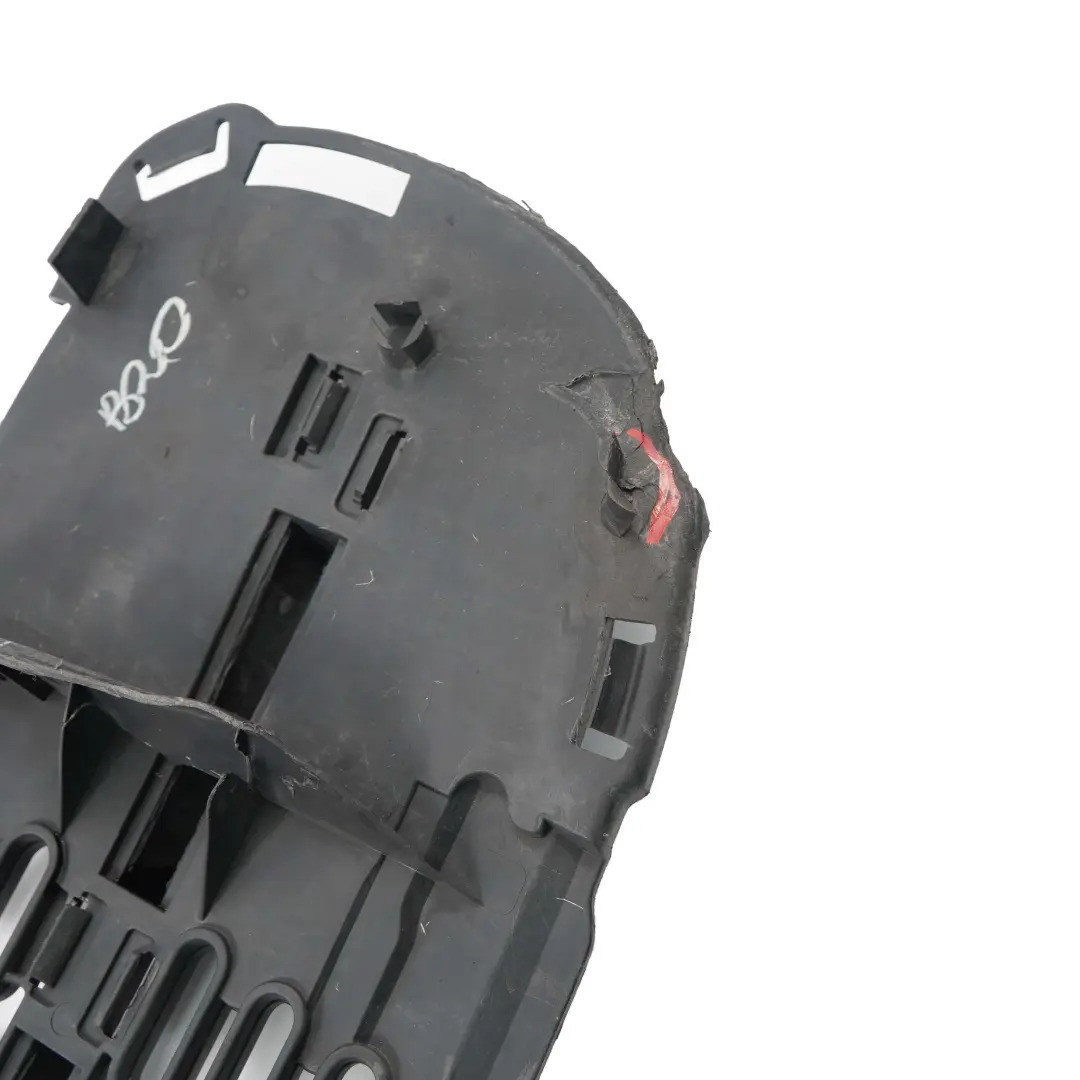 Paraurti Griglia Cooper D Diesel Pannello Anteriore Inferiore per Mini R56 con numero di parte 2751287 Mini R56 Paraurti Griglia Cooper D Diesel Pannello Anteriore Inferiore - SKU 2751287 - Numero di parte 2751287