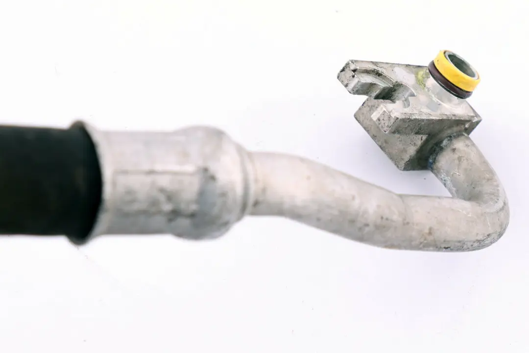 Przewód rura wąż klimatyzacji do MINI R55 R56 R57 o numerze 2751473 MINI R55 R56 R57 Przewód rura wąż klimatyzacji - SKU 2751473 - Numer Części 2751473