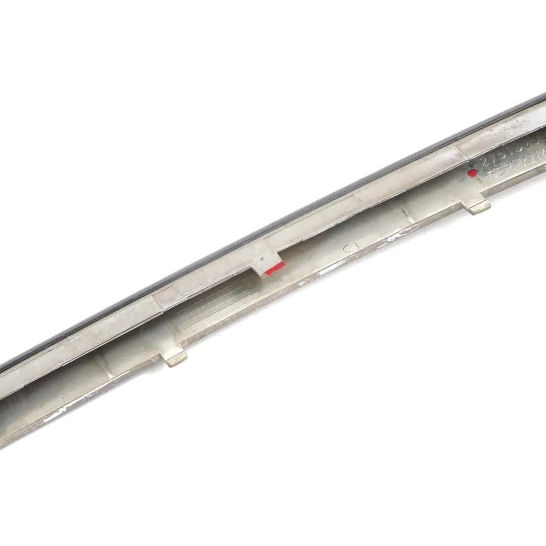 Listwa Grilla Czarna do Mini Cooper S R56 o numerze 2751625 Mini Cooper S R56 Listwa Grilla Czarna - SKU 2751625-1 - Numer Części 2751625