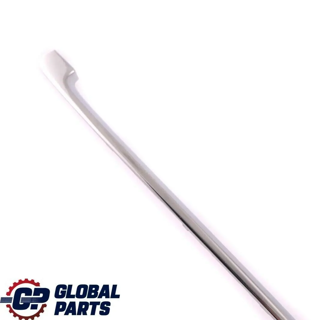 Listwa Grilla Przednia Chromowana do Mini Cooper S R55 R56 o numerze 2751625 Mini Cooper S R55 R56 Listwa Grilla Przednia Chromowana - SKU 2751625 - Numer Części 2751625