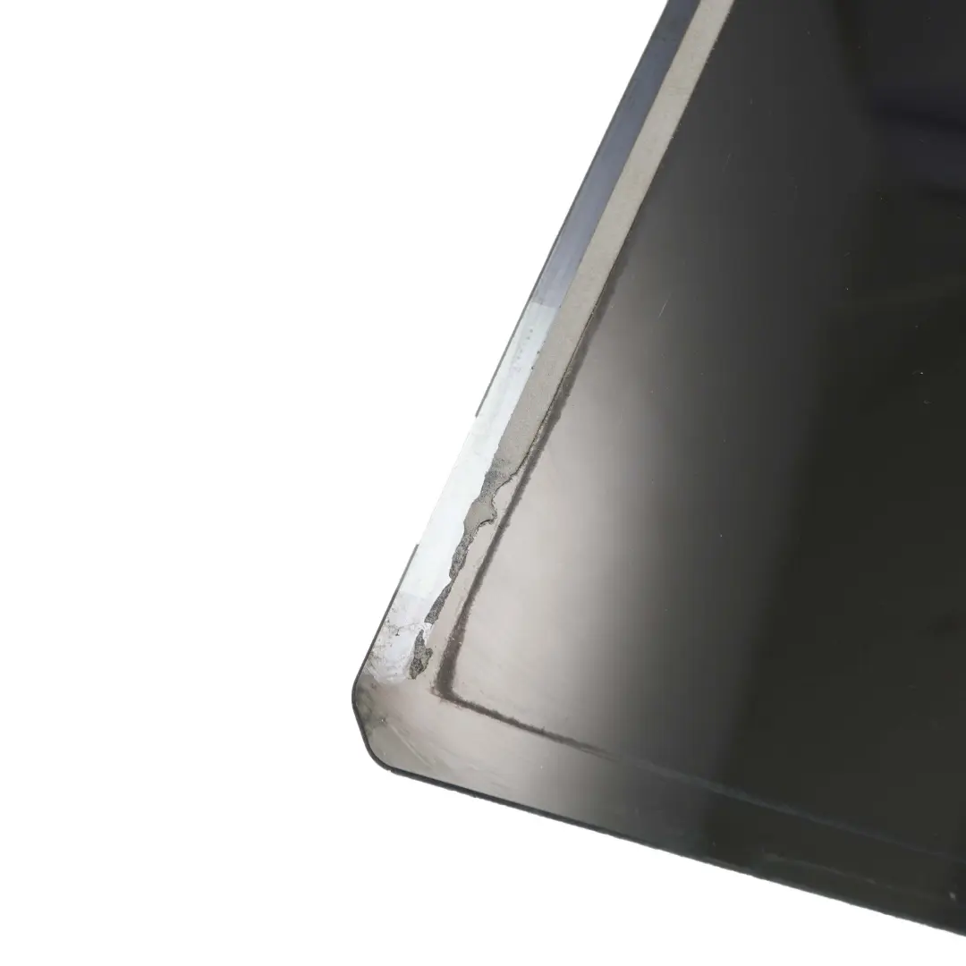 vetro finestrino quarto colorato nero posteriore sinistro per Mini Cooper R56 con numero di parte 2751627 Mini Cooper R56 vetro finestrino quarto colorato nero posteriore sinistro - SKU 2751627 - Numero di parte 2751627