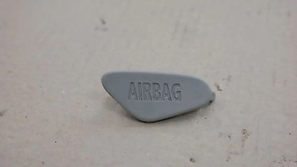 Capot Airbag Colonne A Gauche Gris Clair pour MINI Cooper R55 R56 LCI à propos du numéro de pièce 51432751795 MINI Cooper R55 R56 LCI Capot Airbag Colonne A Gauche Gris Clair - SKU 2751795 - Numéro de pièce 51432751795