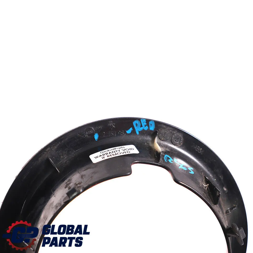 Carcasa Trampilla de Llenado que Rodea el Panel Rojo para Mini R56 con número de pieza 2751980 Mini R56 Carcasa Trampilla de Llenado que Rodea el Panel Rojo - SKU 2751980-RED - Número de pieza 2751980