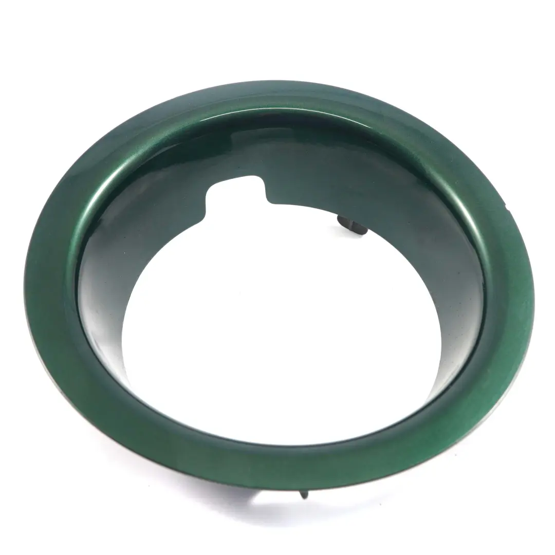 Flap Surround Panel Housing British Racing Green II B22 para Mini R55 R56 Fuel con número de pieza 0430310 Mini R55 R56 Fuel Flap Surround Panel Housing British Racing Green II B22 - SKU 2751980-BRGIII - Número de pieza 0430310