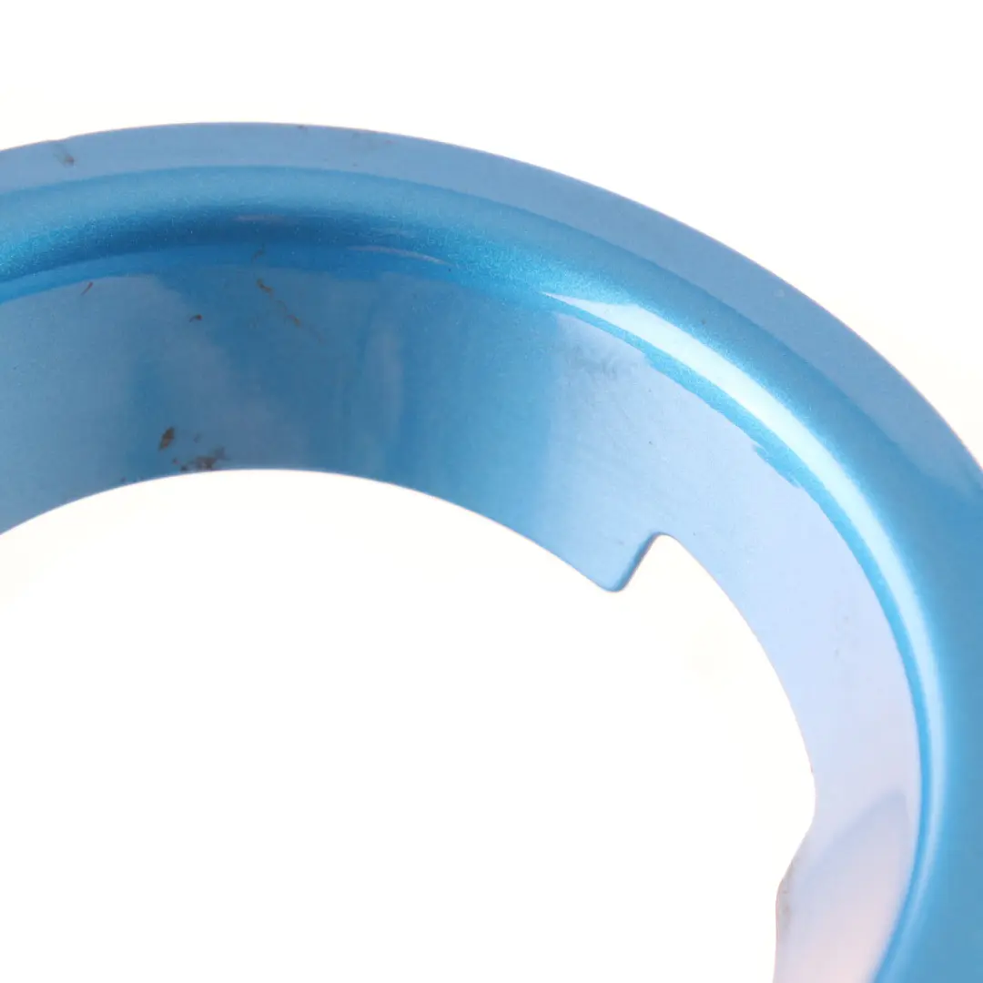 Combustible Flap Surround Panel Housing Laser Blue A59 para Mini R55 R56 con número de pieza 2751980 Mini R55 R56 Combustible Flap Surround Panel Housing Laser Blue A59 - SKU 2751980-LAB - Número de pieza 2751980