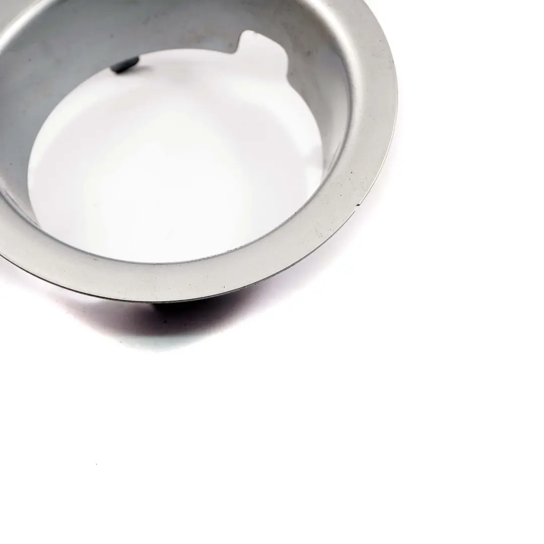 Einsatz Abdecktopf Lackiert Pure Silver Silber 2751980 für Mini Cooper R55 R56 mit Teilenummer 0430310 Mini Cooper R55 R56 Einsatz Abdecktopf Lackiert Pure Silver Silber 2751980 - SKU 2751980-PS1 - Teilenummer 0430310