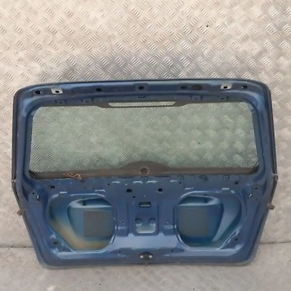 Klapa tylna tył Lightning Blue A63 do MINI Cooper R56 o numerze 2752015 MINI Cooper R56 Klapa tylna tył Lightning Blue A63 - SKU 2752015-LB6 - Numer Części 2752015