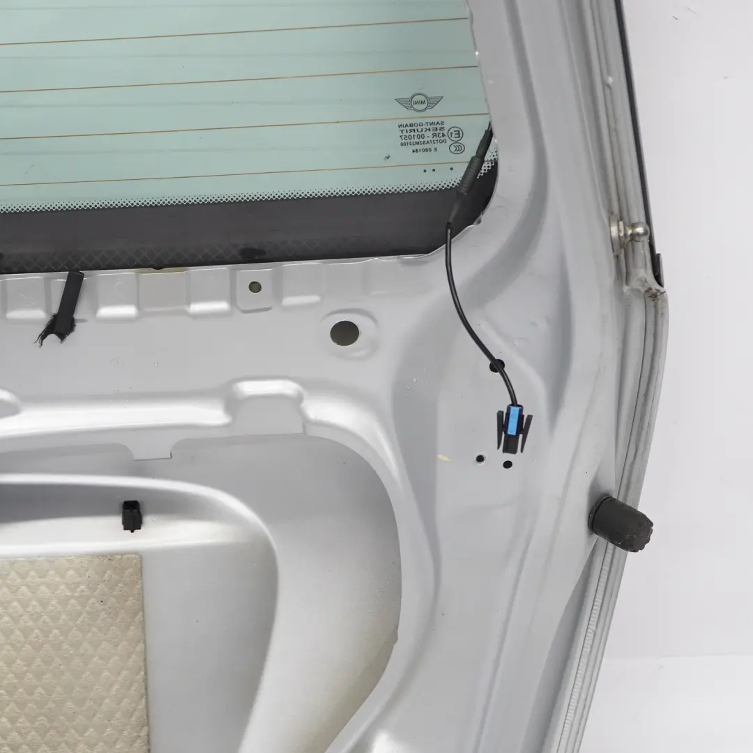 Klapa Bagażnika Pure Silver - 900 do Mini R56 o numerze 2752015 Mini R56 Klapa Bagażnika Pure Silver - 900 - SKU 2752015-PS - Numer Części 2752015