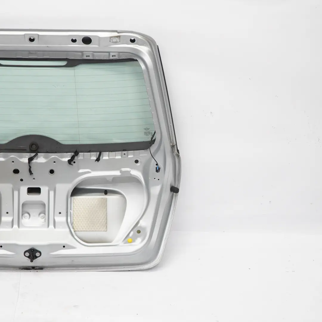 Klapa Bagażnika Pure Silver - 900 do Mini R56 o numerze 2752015 Mini R56 Klapa Bagażnika Pure Silver - 900 - SKU 2752015-PS - Numer Części 2752015